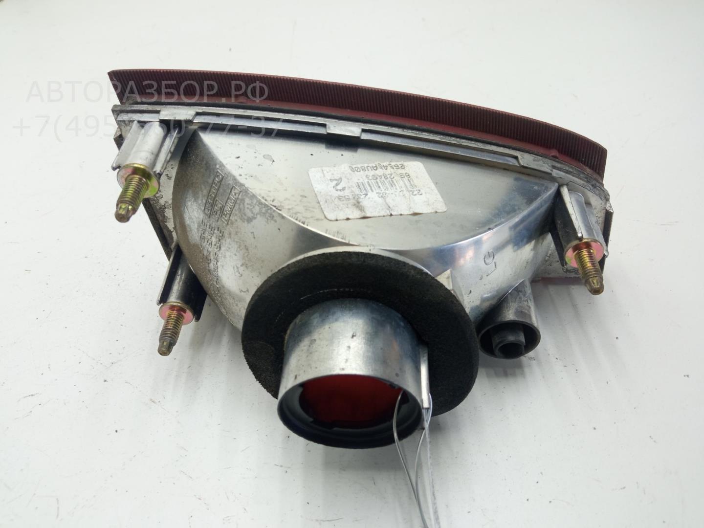 Фонарь задний внутренний левый