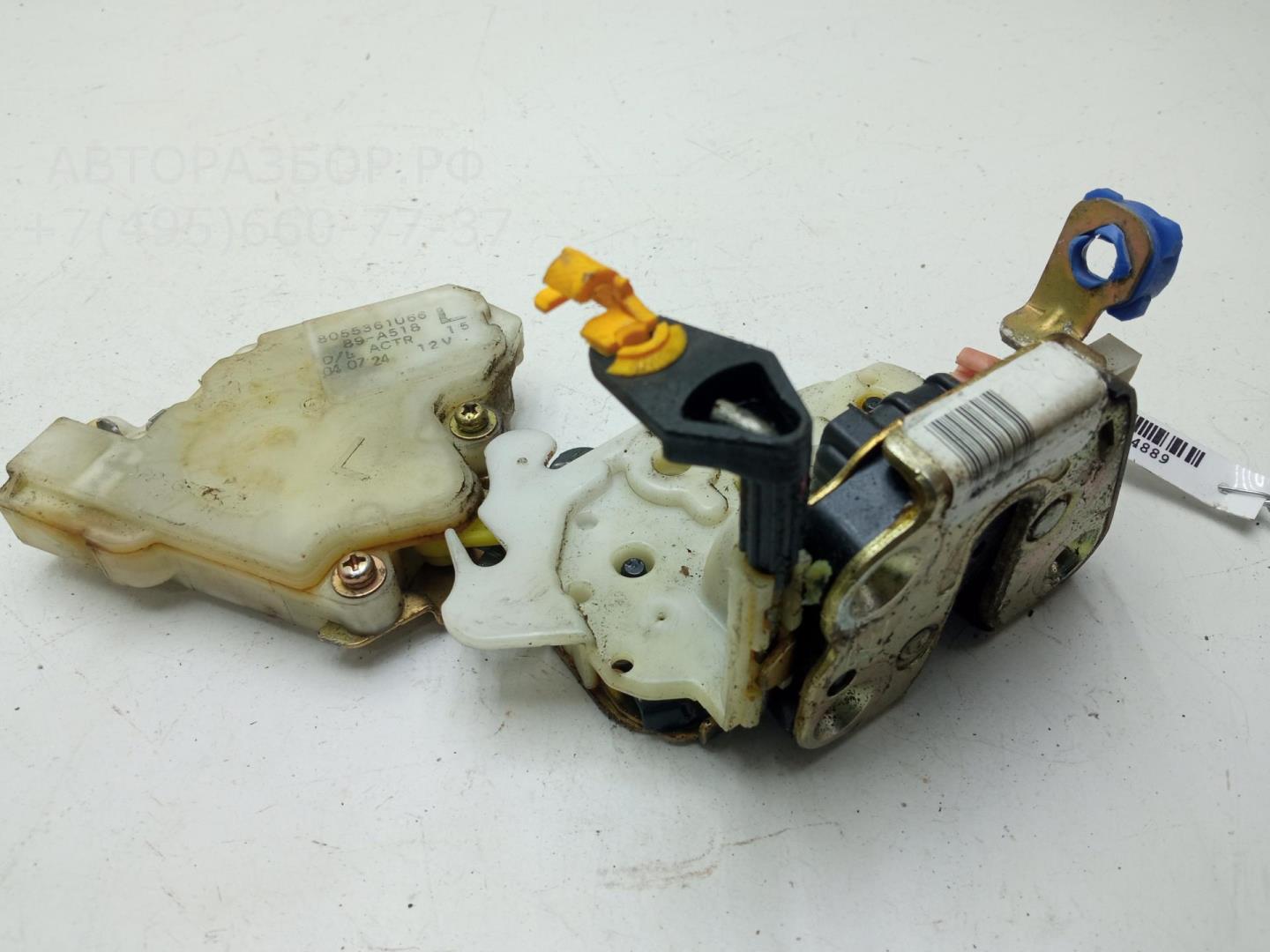 Замок двери передней левой