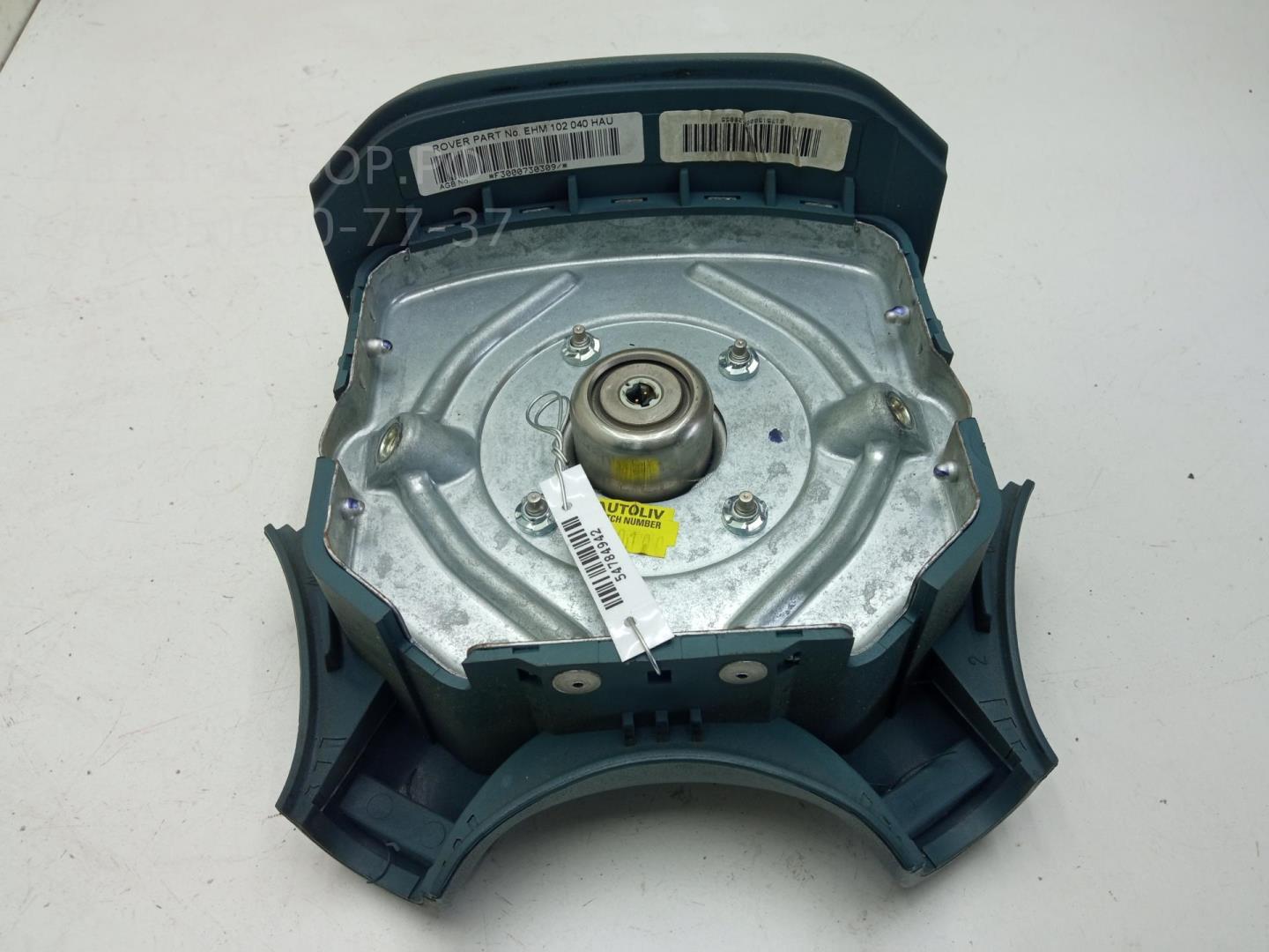 Подушка безопасности в рулевое колесо