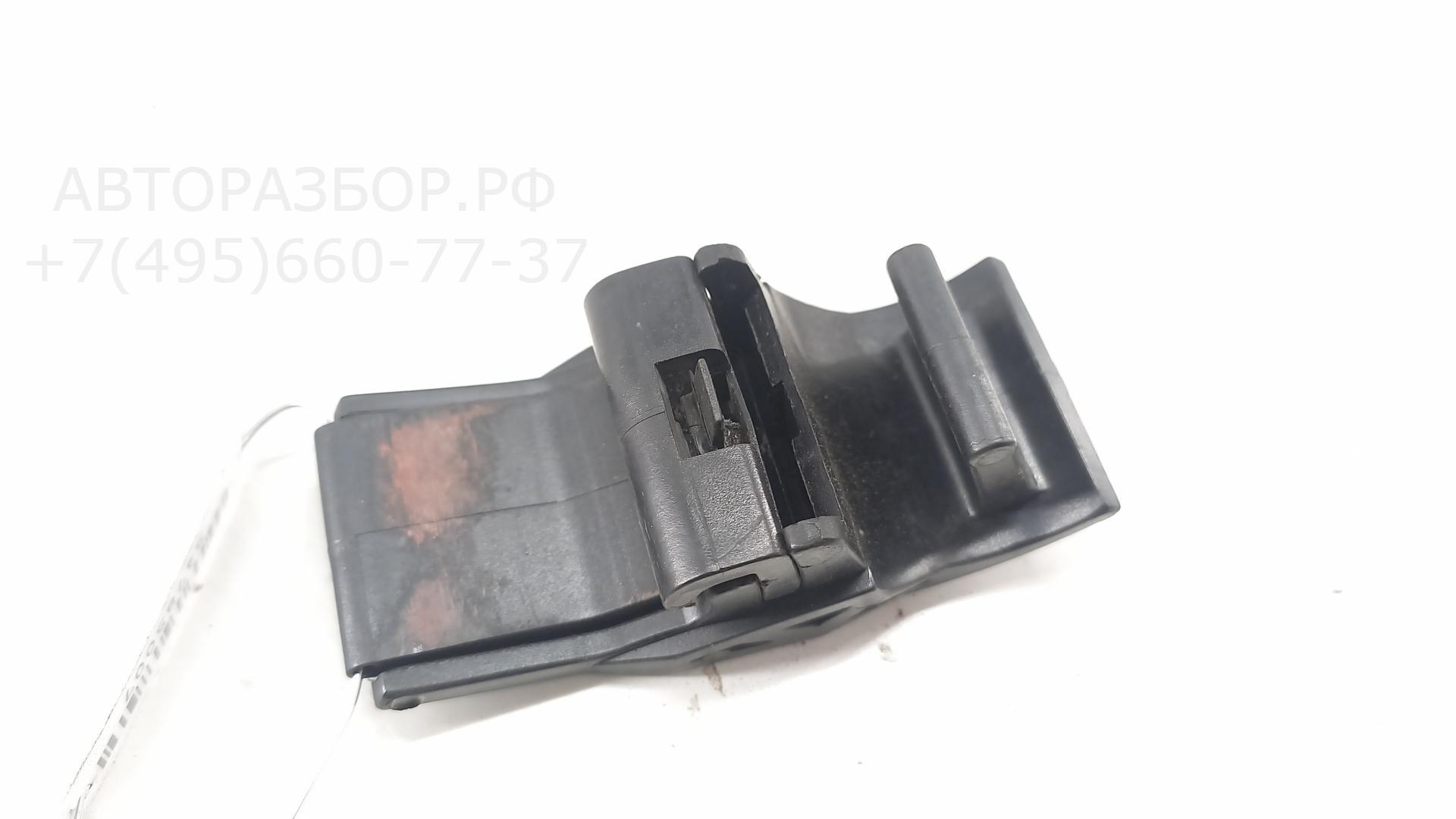 Кронштейн радиатора