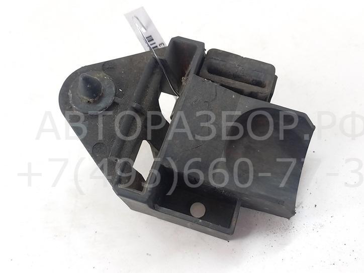 Кронштейн радиатора