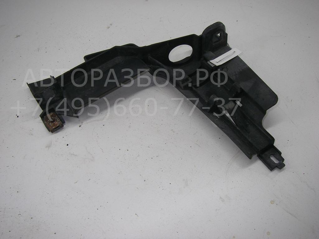 Крепеж фары