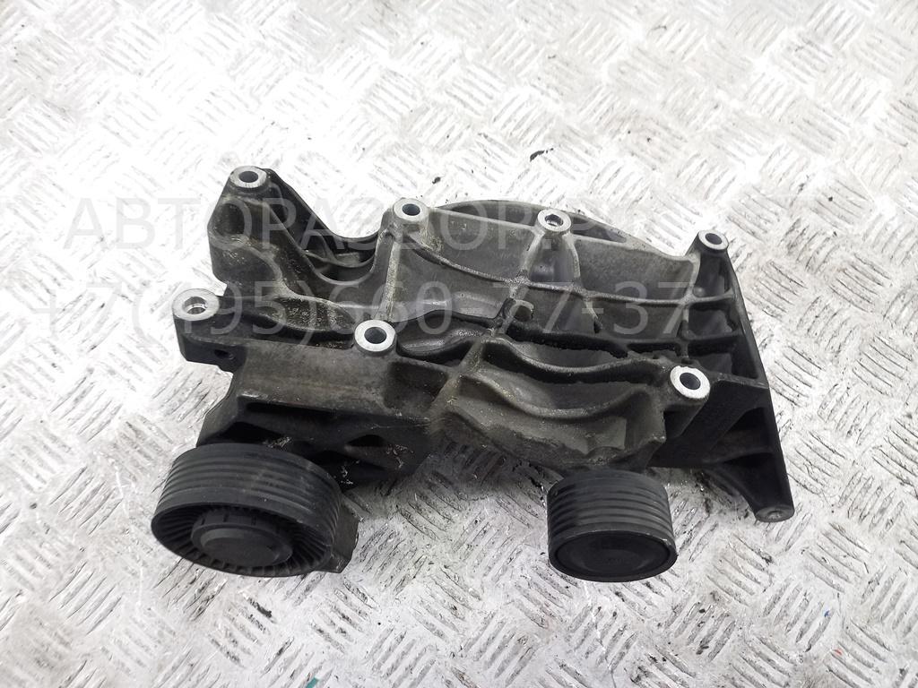 Кронштейн генератора