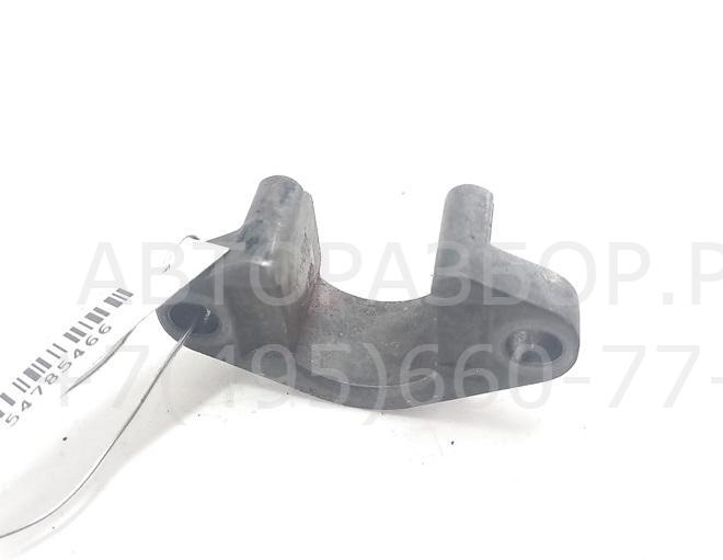 Кронштейн форсунки