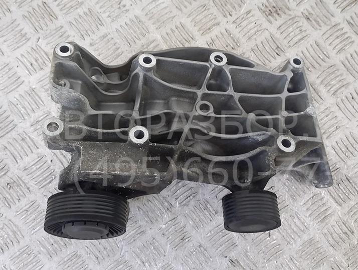 Кронштейн генератора