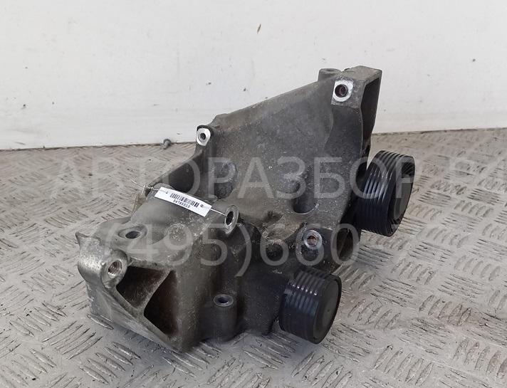 Кронштейн генератора