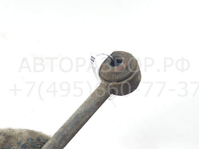 Стойка заднего стабилизатора