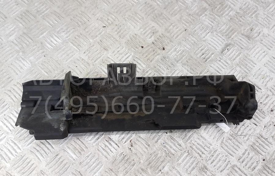 Кронштейн радиатора