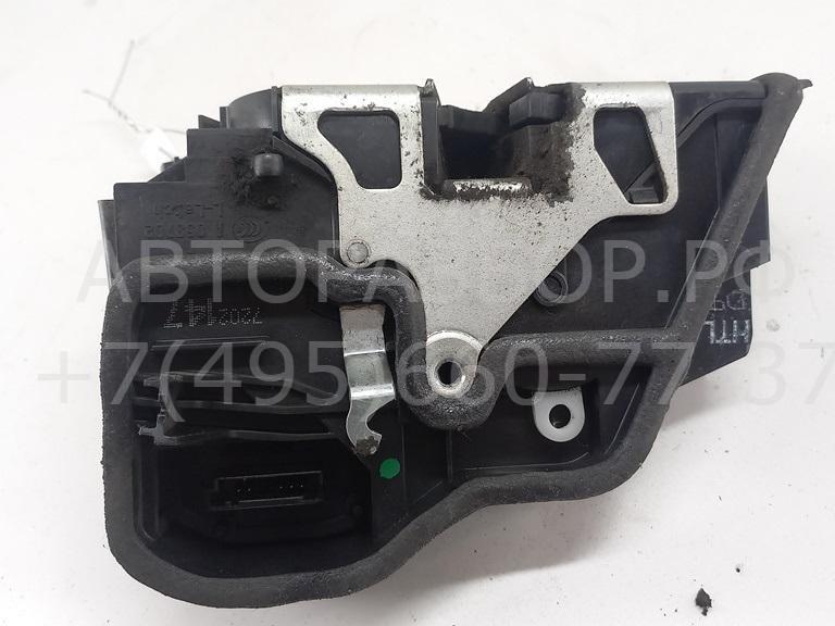 Замок двери задней левой