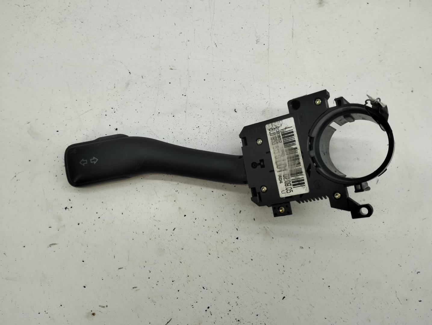 Переключатель поворотов подрулевой