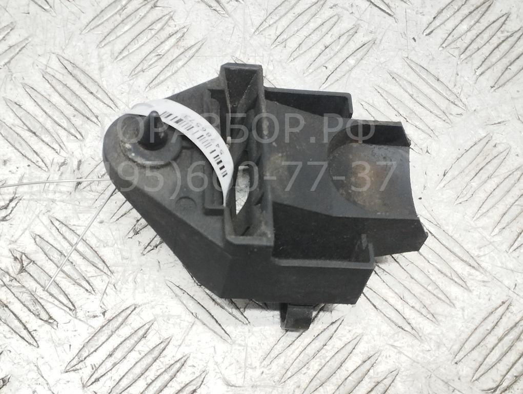 Кронштейн радиатора