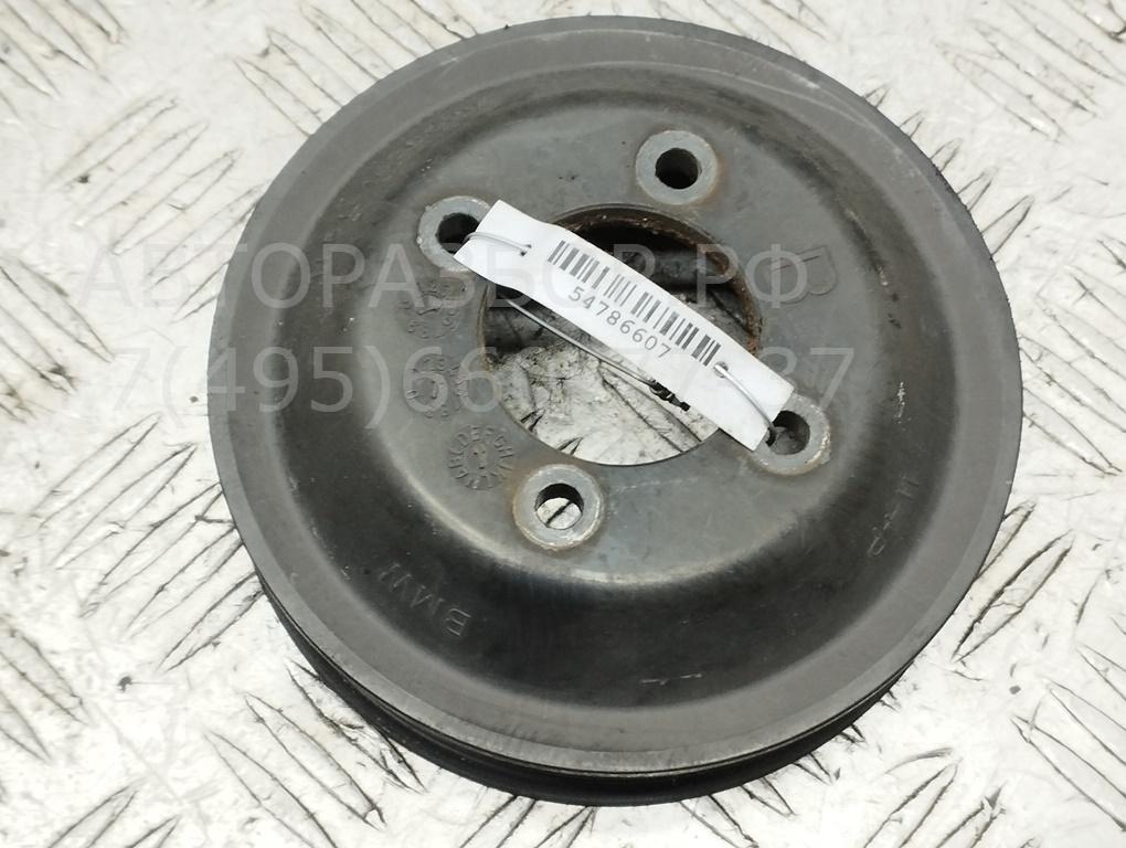 Шкив водяного насоса (помпы)