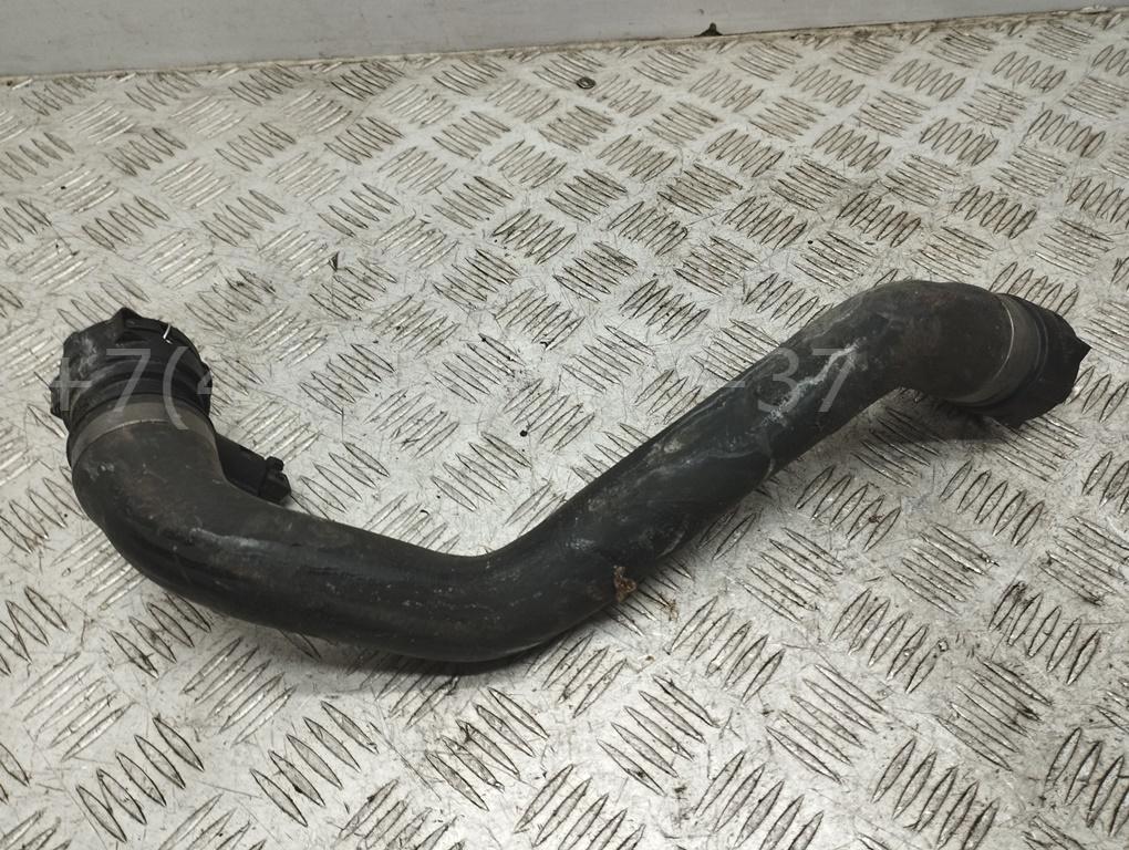 Патрубок радиатора