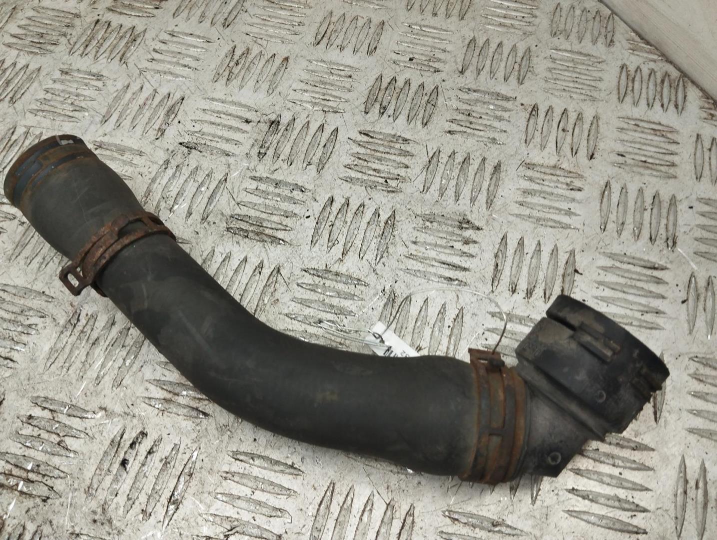 Патрубок радиатора