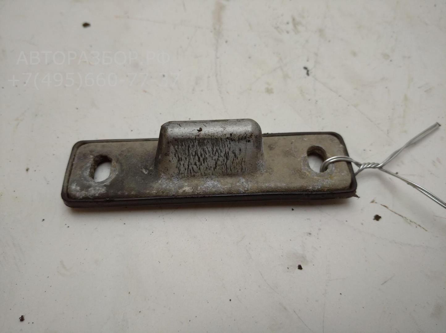 Ответная часть замка двери