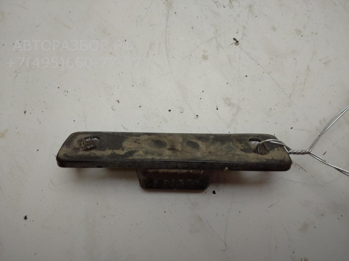 Ответная часть замка двери