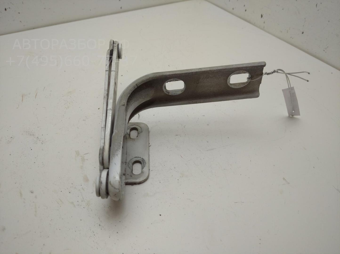 Петля капота левая