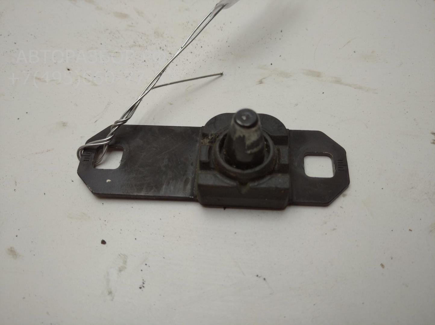 Ответная часть замка двери