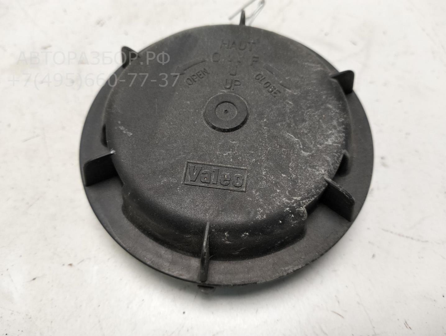 Крышка фары левой