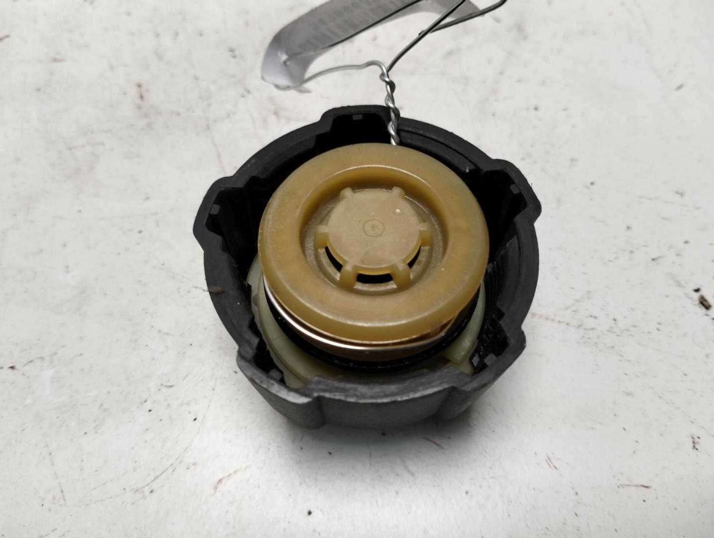 Крышка расширительного бачка