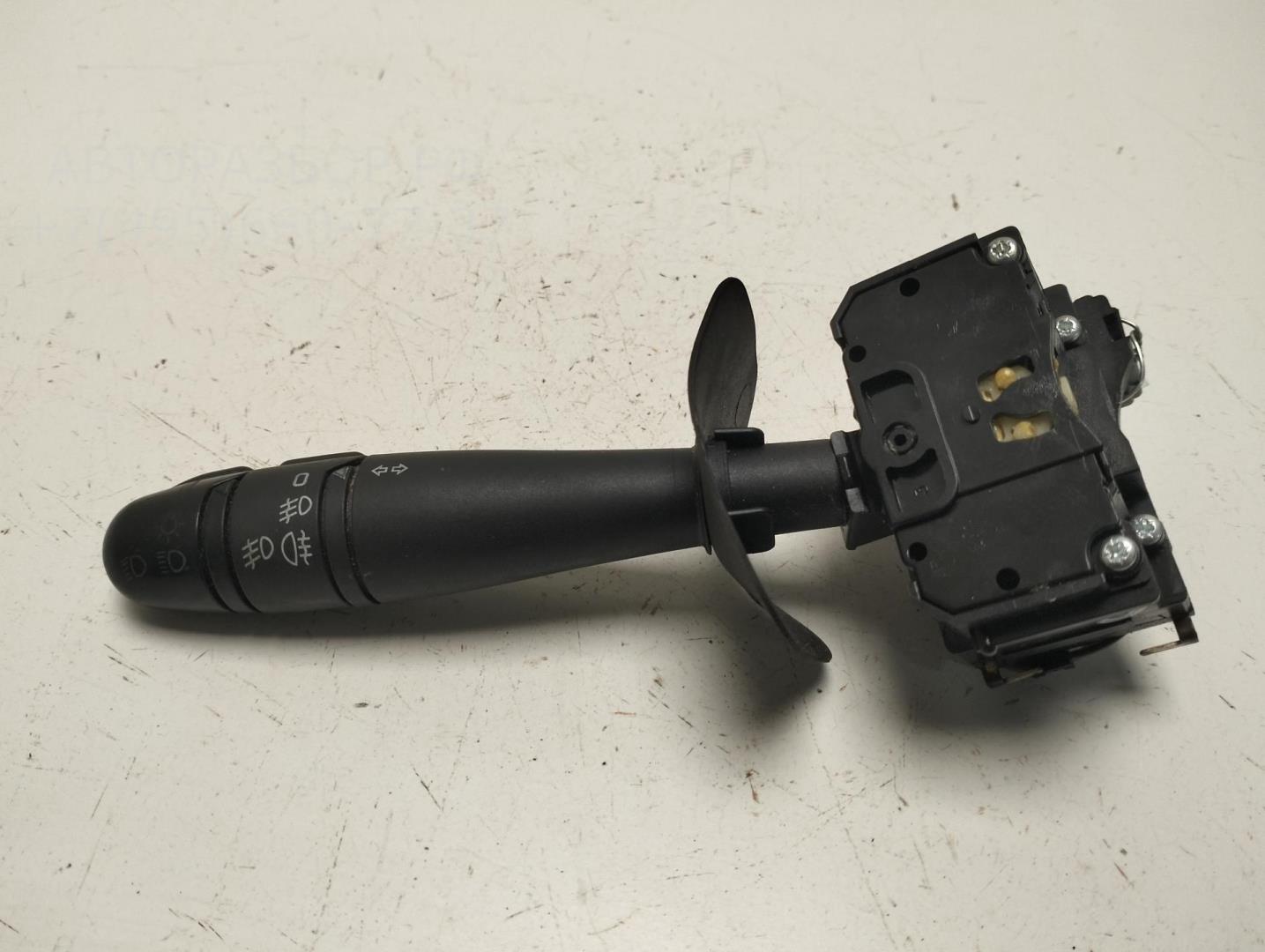 Переключатель поворотов подрулевой