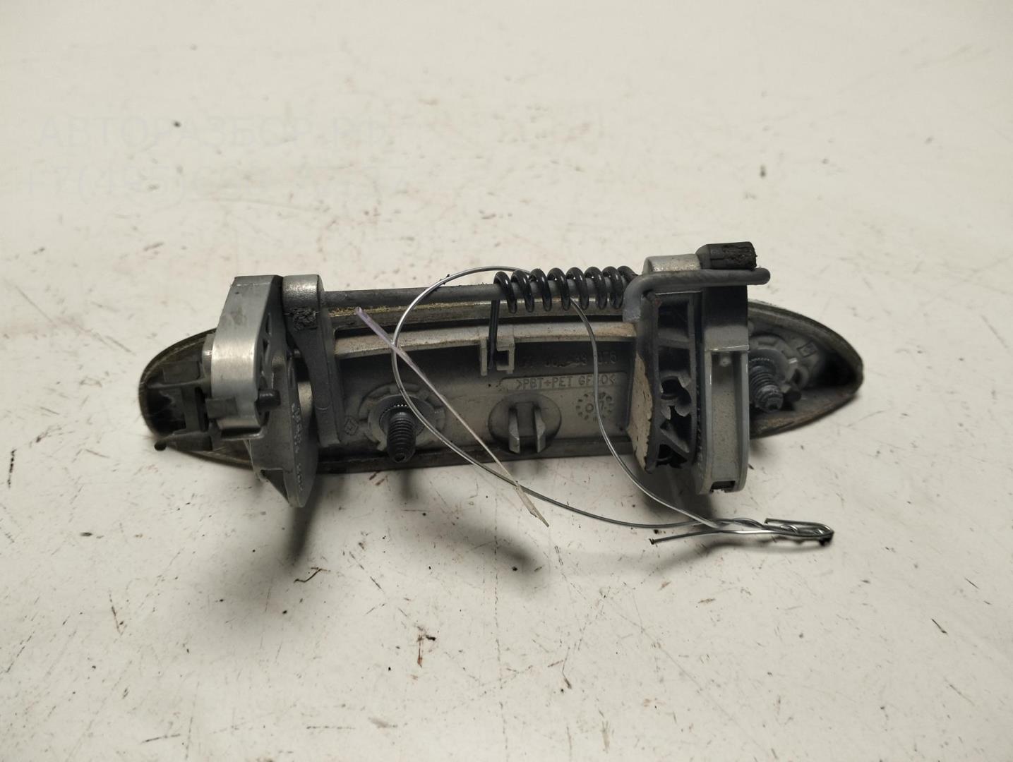 Ручка двери передней наружная левая