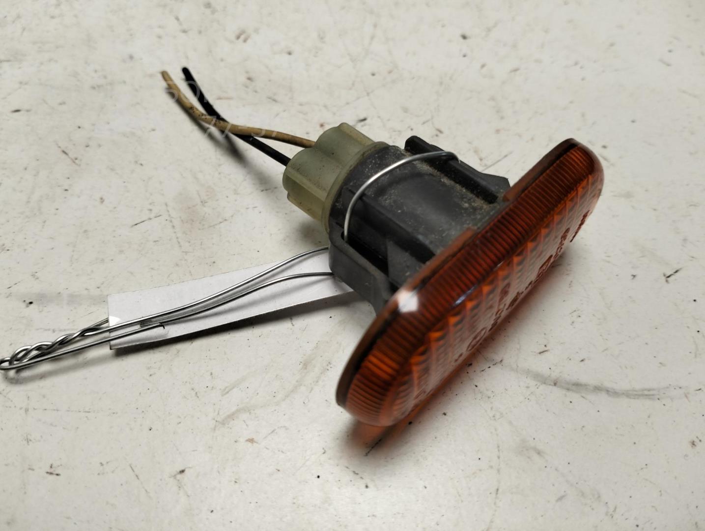 Указатель поворота правый