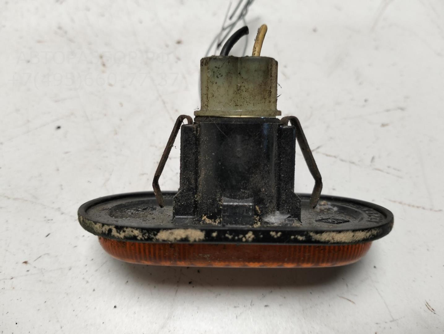 Указатель поворота правый