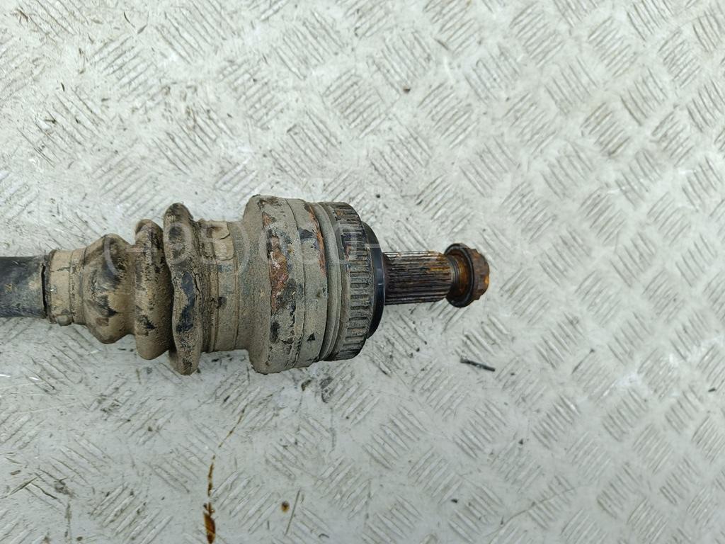 Полуось задняя