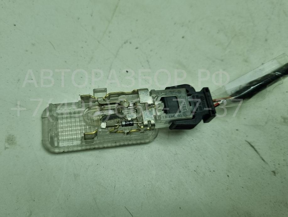 Плафон салонный