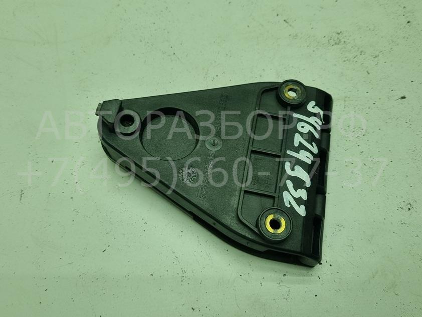 Кронштейн (сопут. товар)