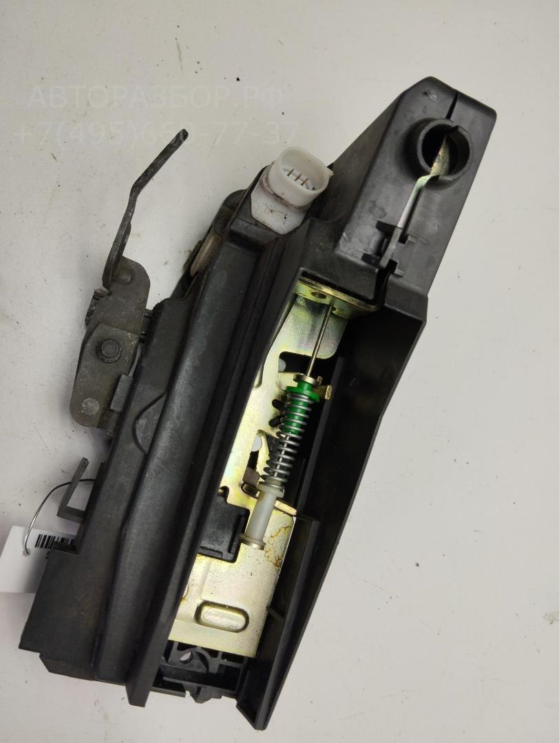 Замок двери передней правой