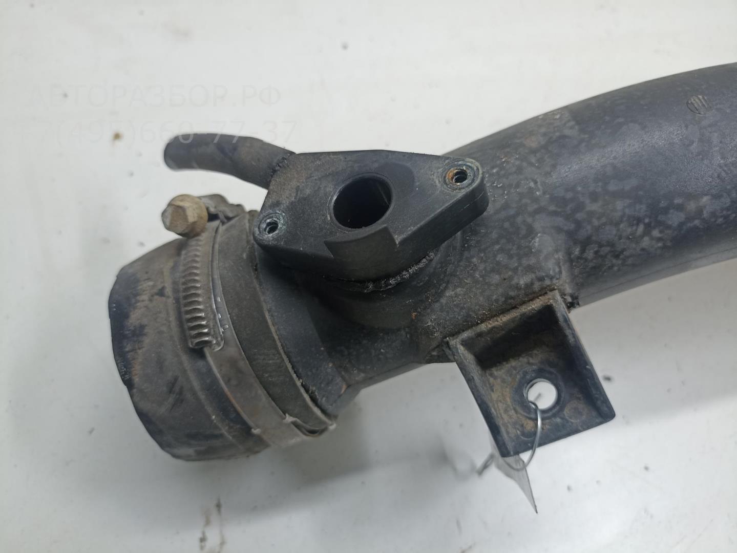 Патрубок интеркулера