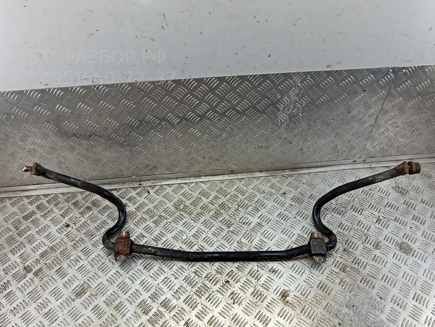 Стабилизатор передний