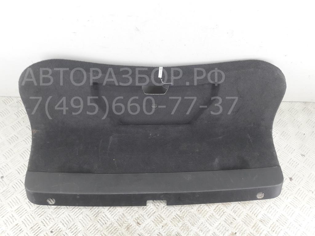 Обшивка крышки багажника