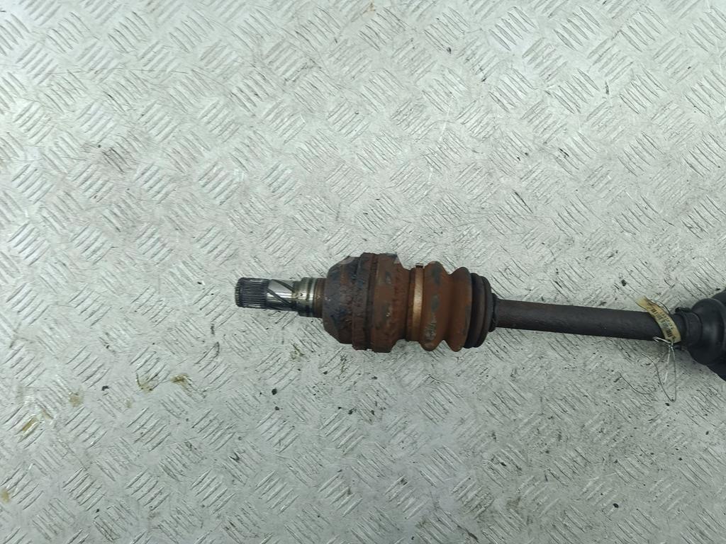 Полуось передняя левая