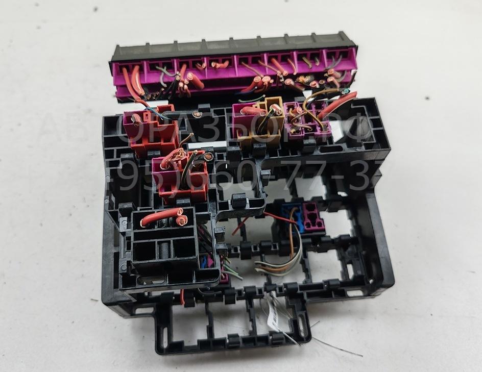 Блок предохранителей