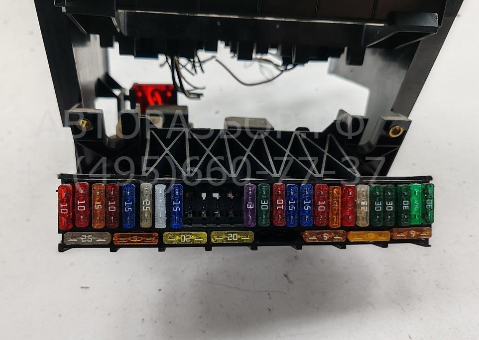 Блок предохранителей