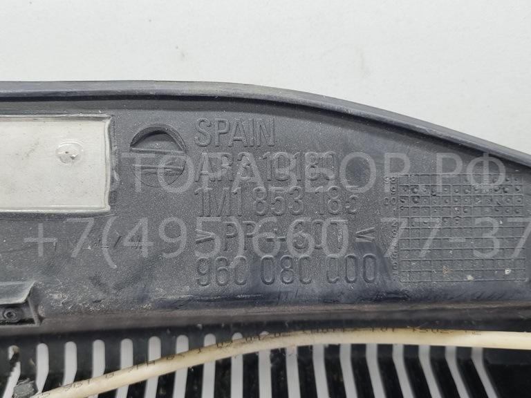 Решетка стеклоочистителей (Жабо)