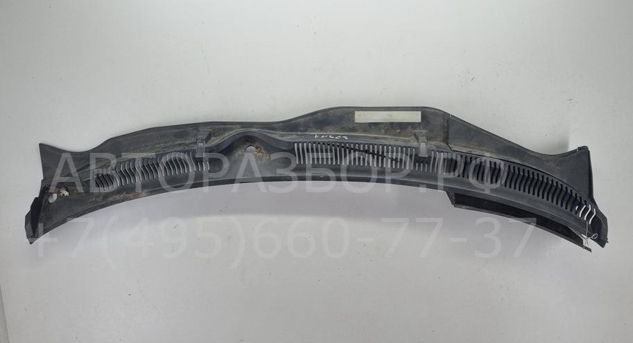 Решетка стеклоочистителей (Жабо)