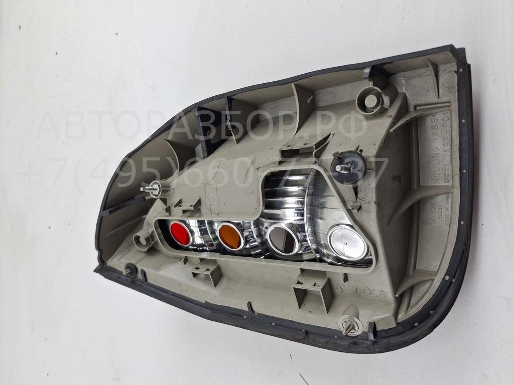 Фонарь задний правый