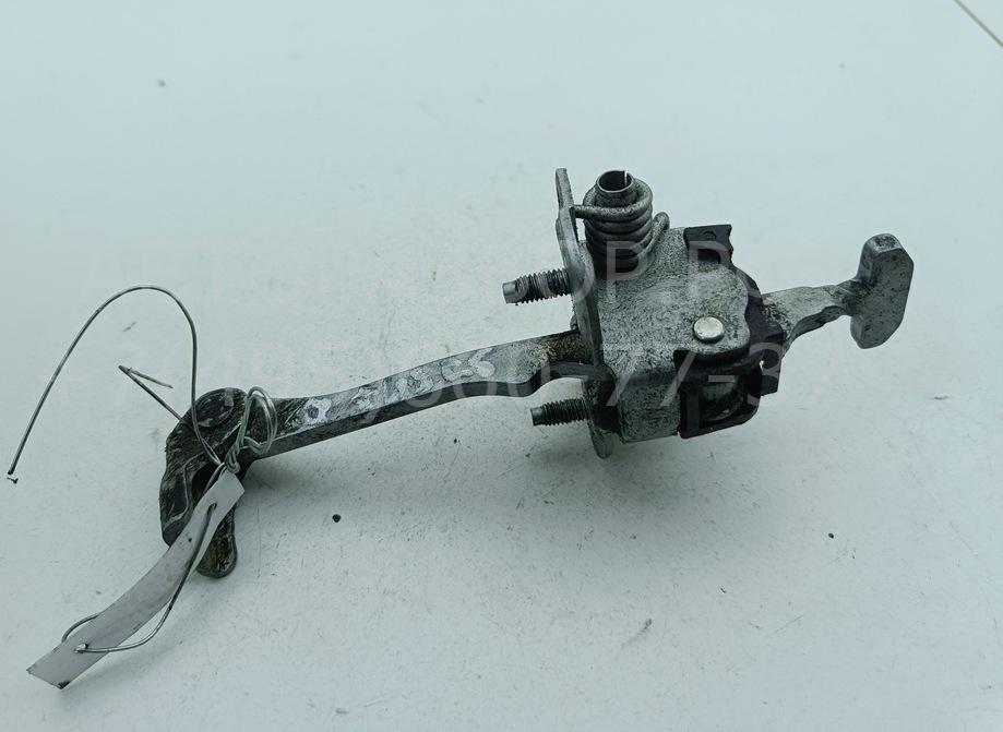 Ограничитель двери