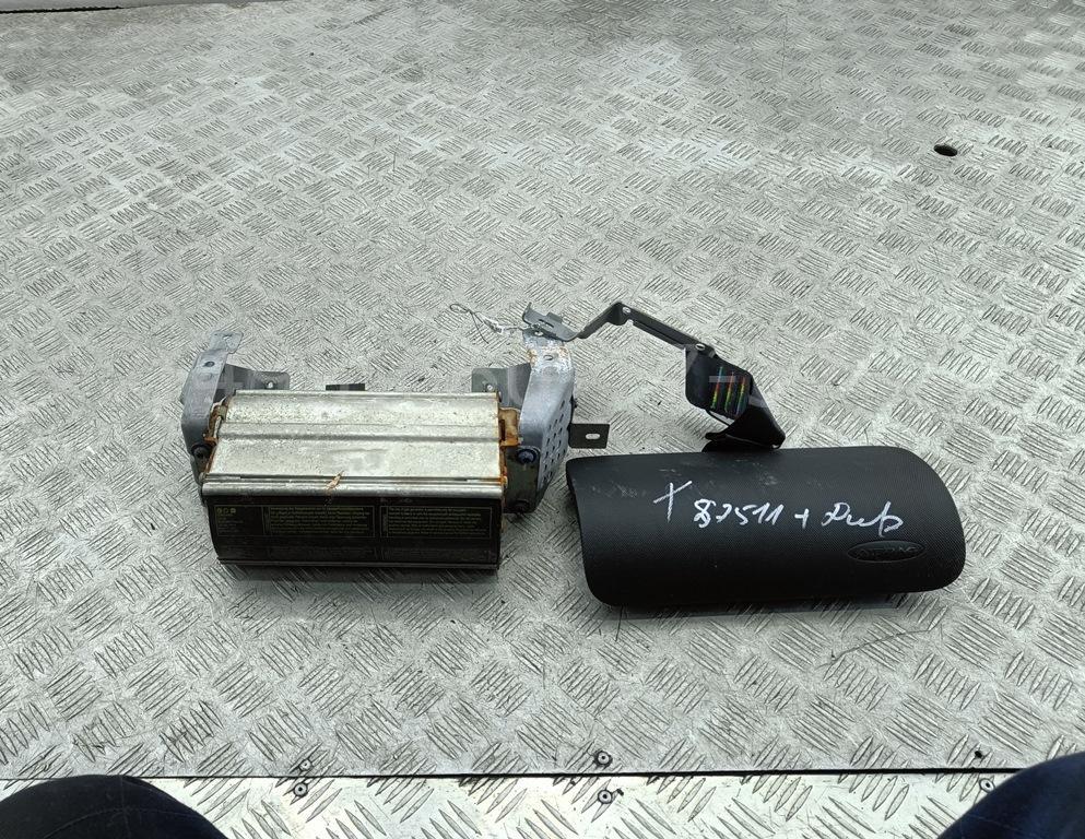 Подушка безопасности пассажирская (в торпедо)