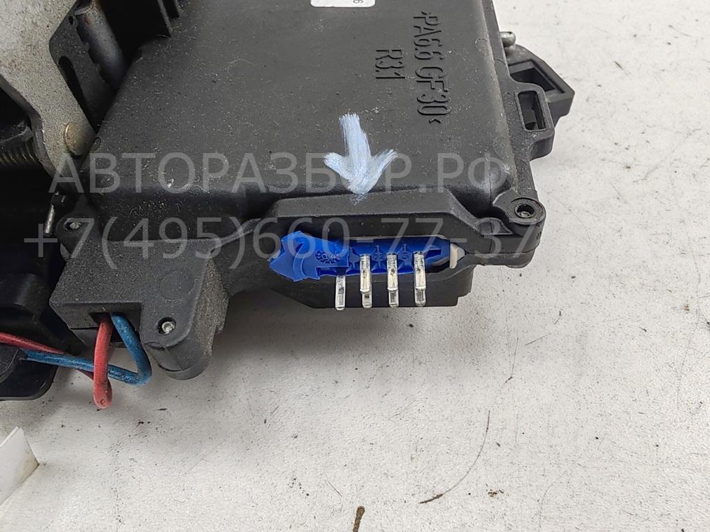 Замок двери задней правой