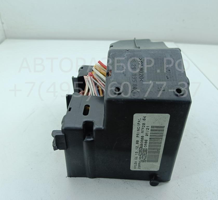 Блок предохранителей