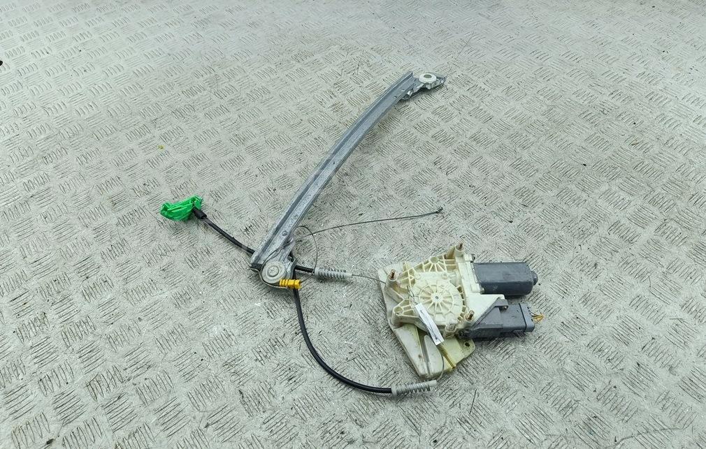 Стеклоподъемник электр. задний левый