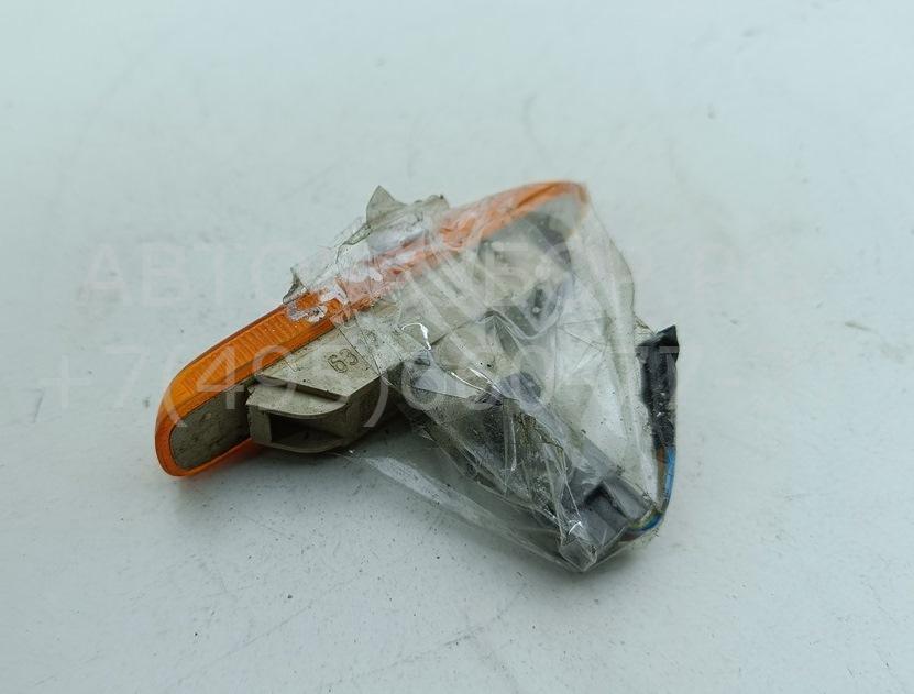 Указатель поворота правый