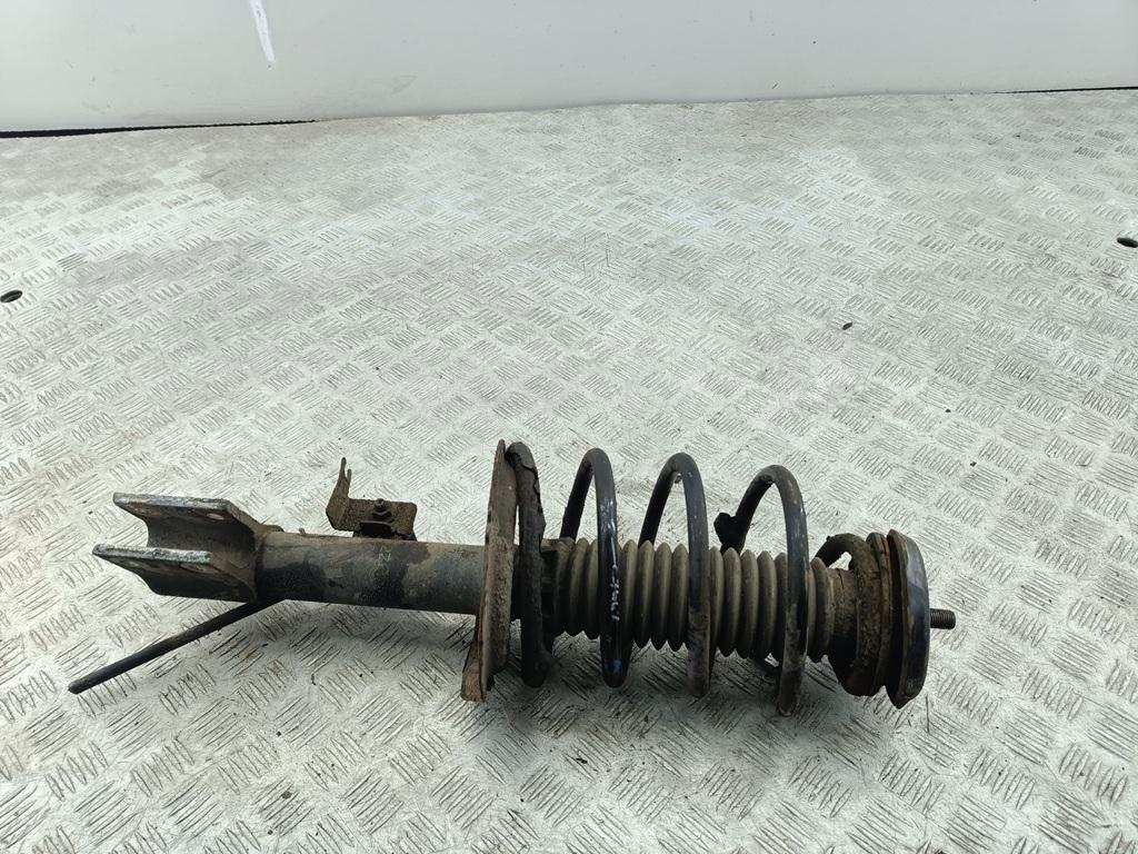 Амортизатор передний правый