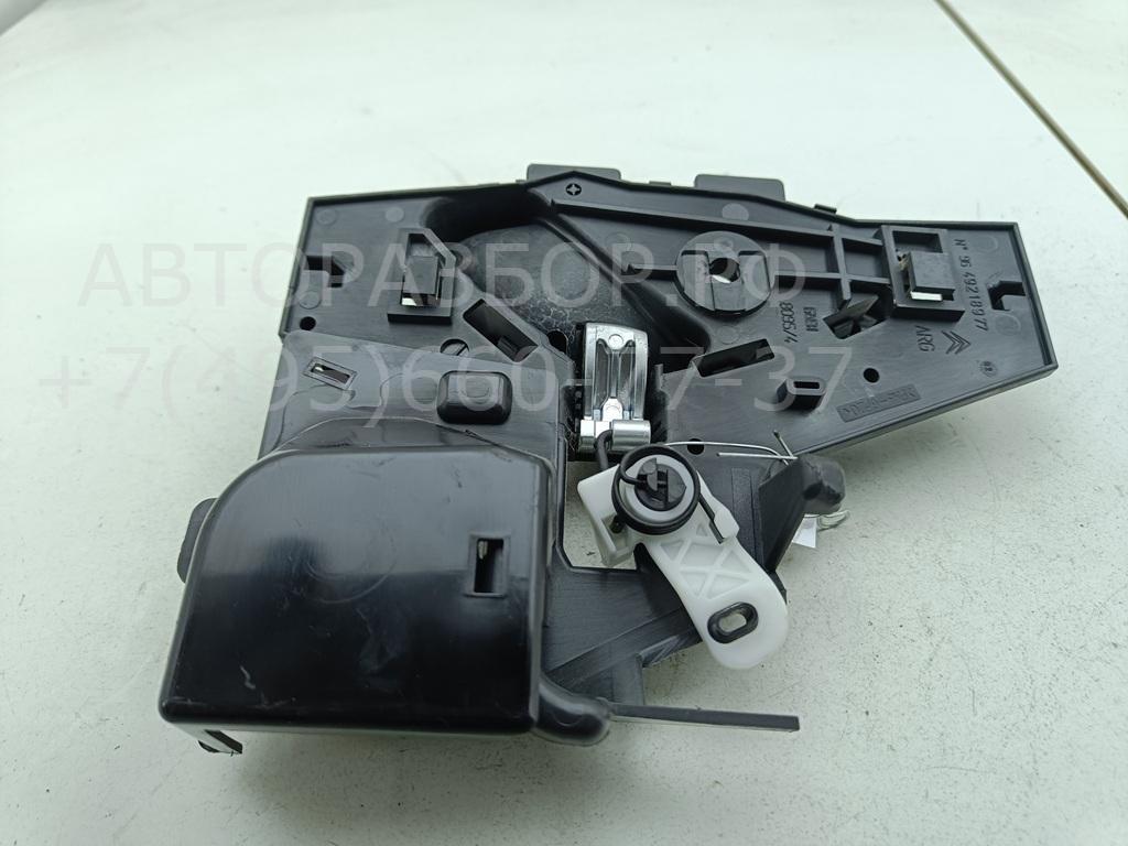 Ручка двери задней внутренняя левая