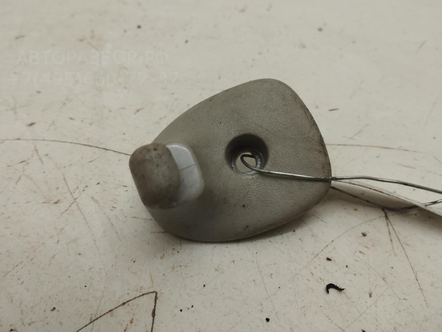 Кронштейн солнцезащитного козырька